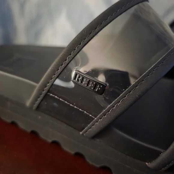 REEF Black Transparent Vista Hi Energy Slides Size 7 - Picture 4 of 4